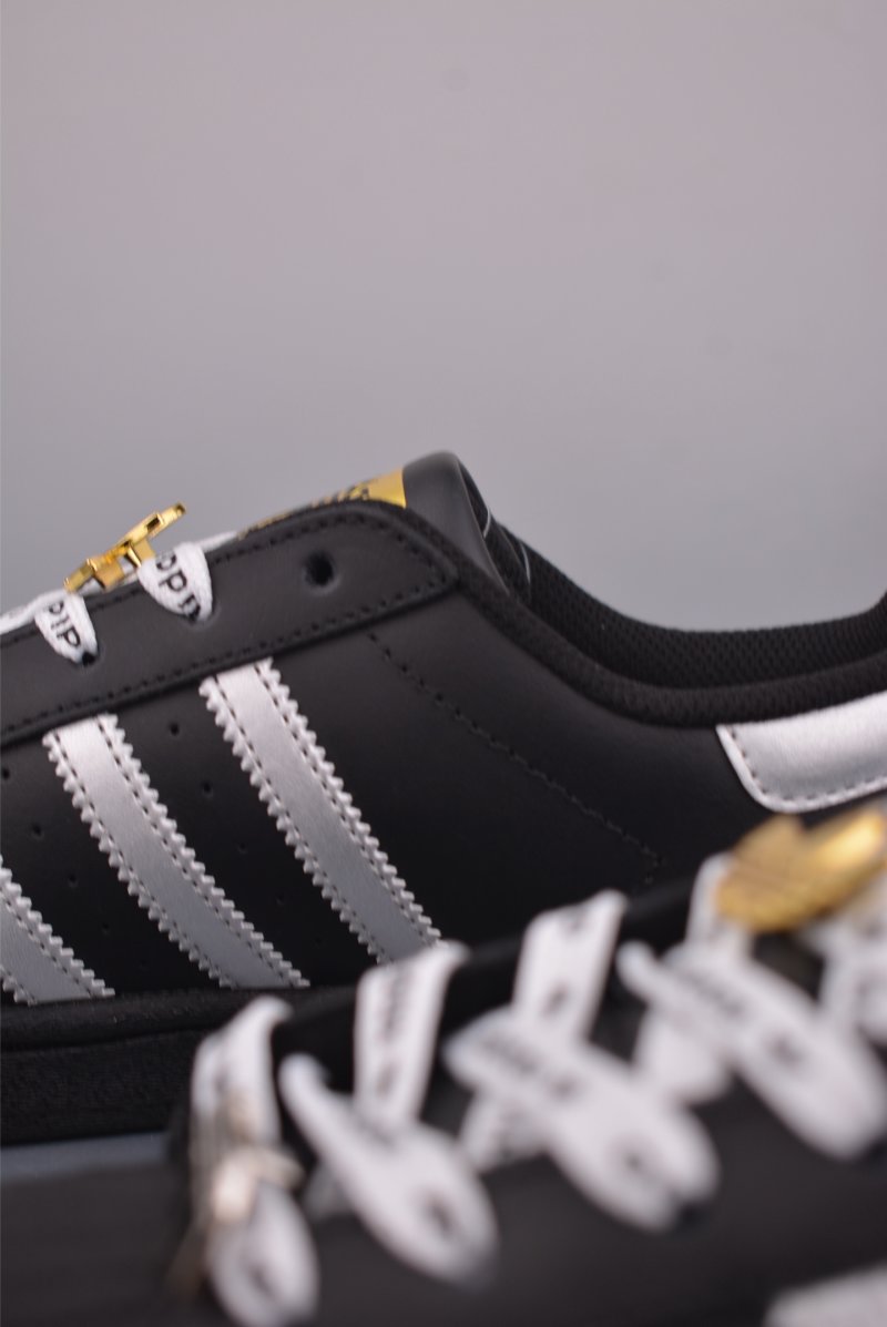 Adidas Originals Superstar 'White' view
