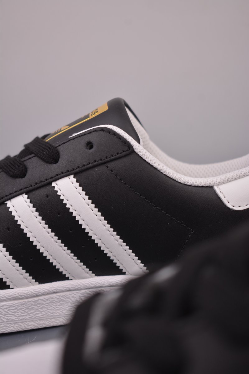 Adidas Originals Superstar 'White' view