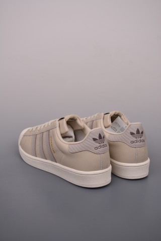 Adidas Originals Superstar 'White' view 2