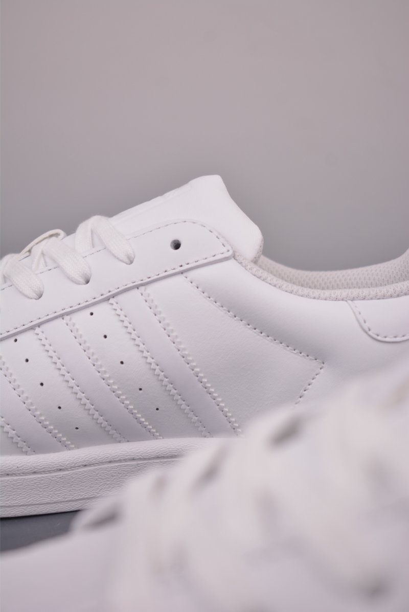 Adidas Originals Superstar 2 view