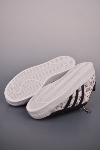 Adidas Originals Superstar 2 view 3
