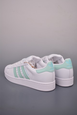 Adidas Originals Superstar 2 view 2