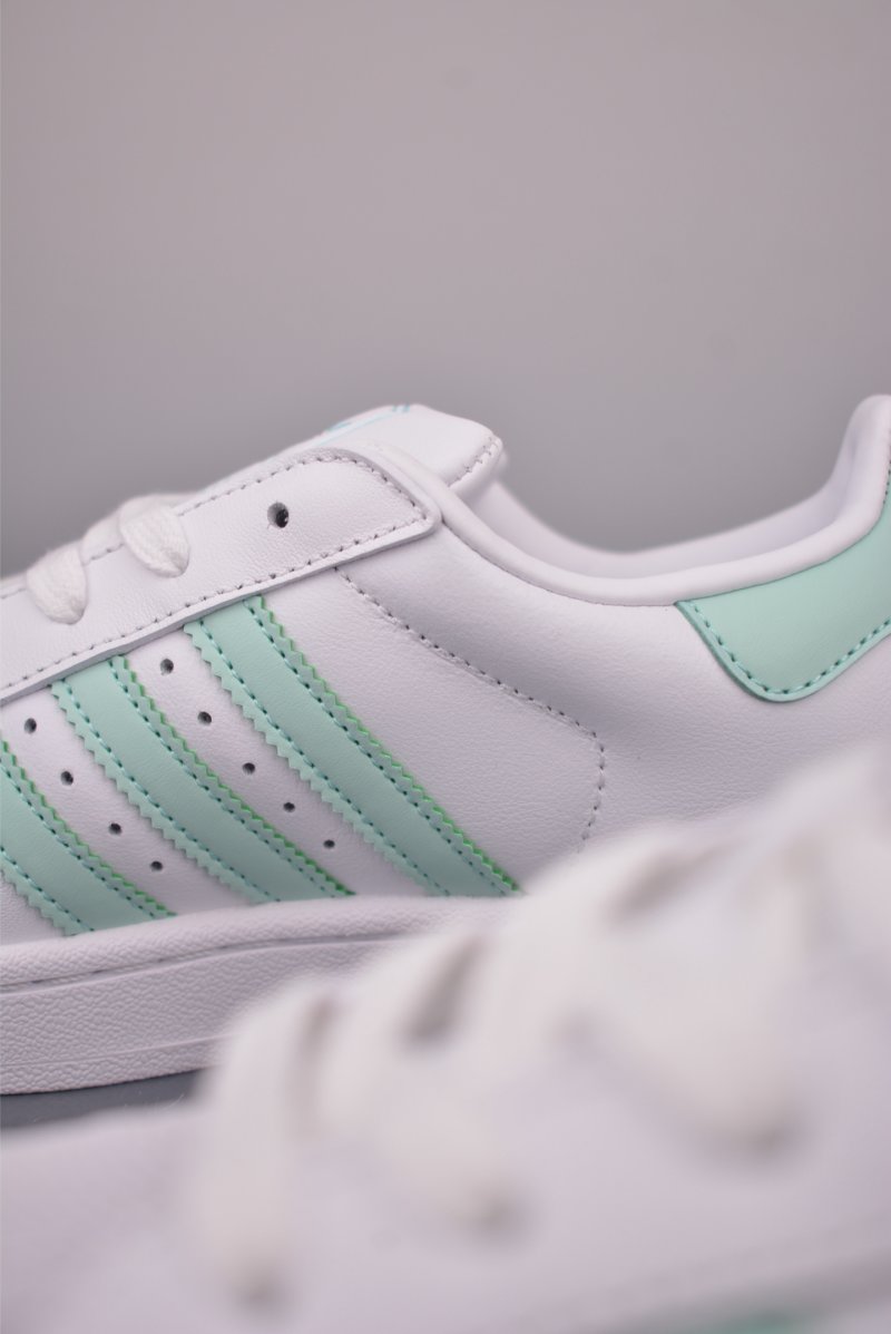 Adidas Originals Superstar 2 view