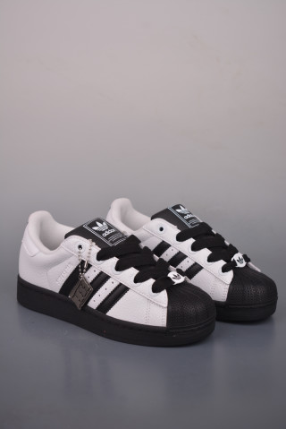 Adidas Originals Superstar 2 view 1