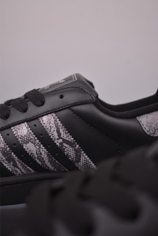 Adidas Originals Superstar 2 view 8