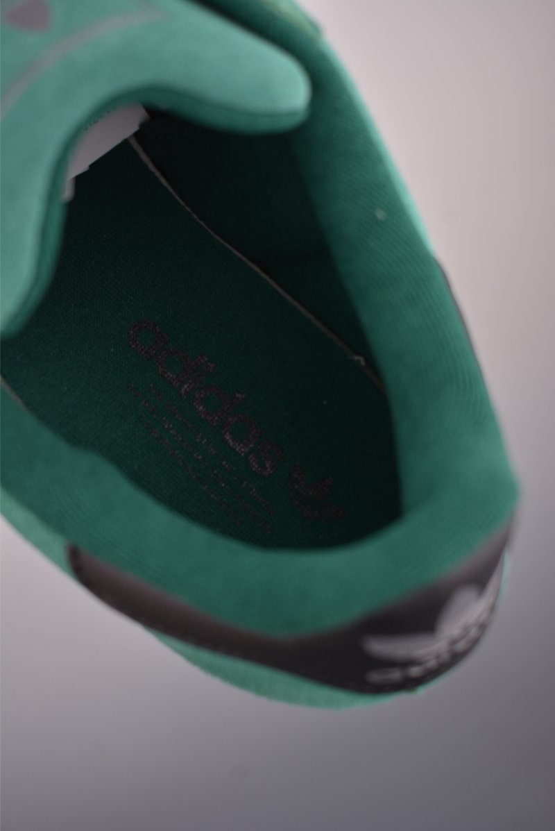 Adidas Originals Superstar 2 view