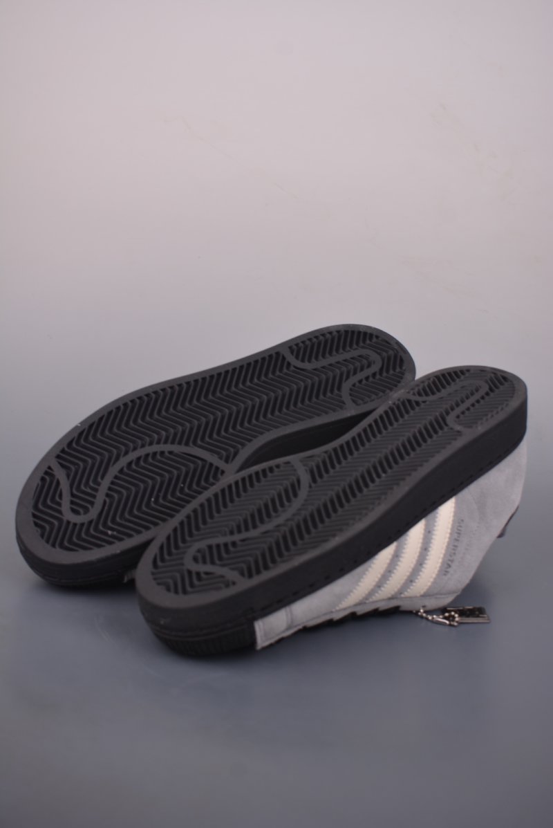 Adidas Originals Superstar 2 view