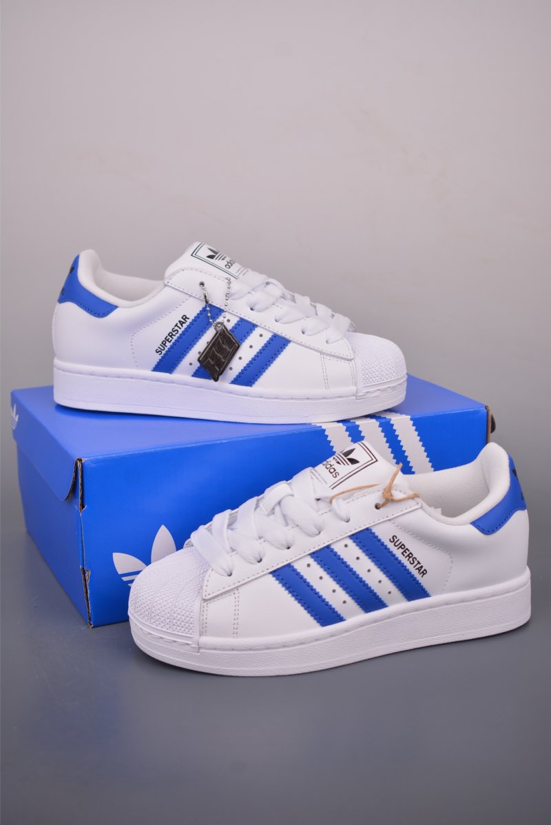 Adidas Originals Superstar 2 view