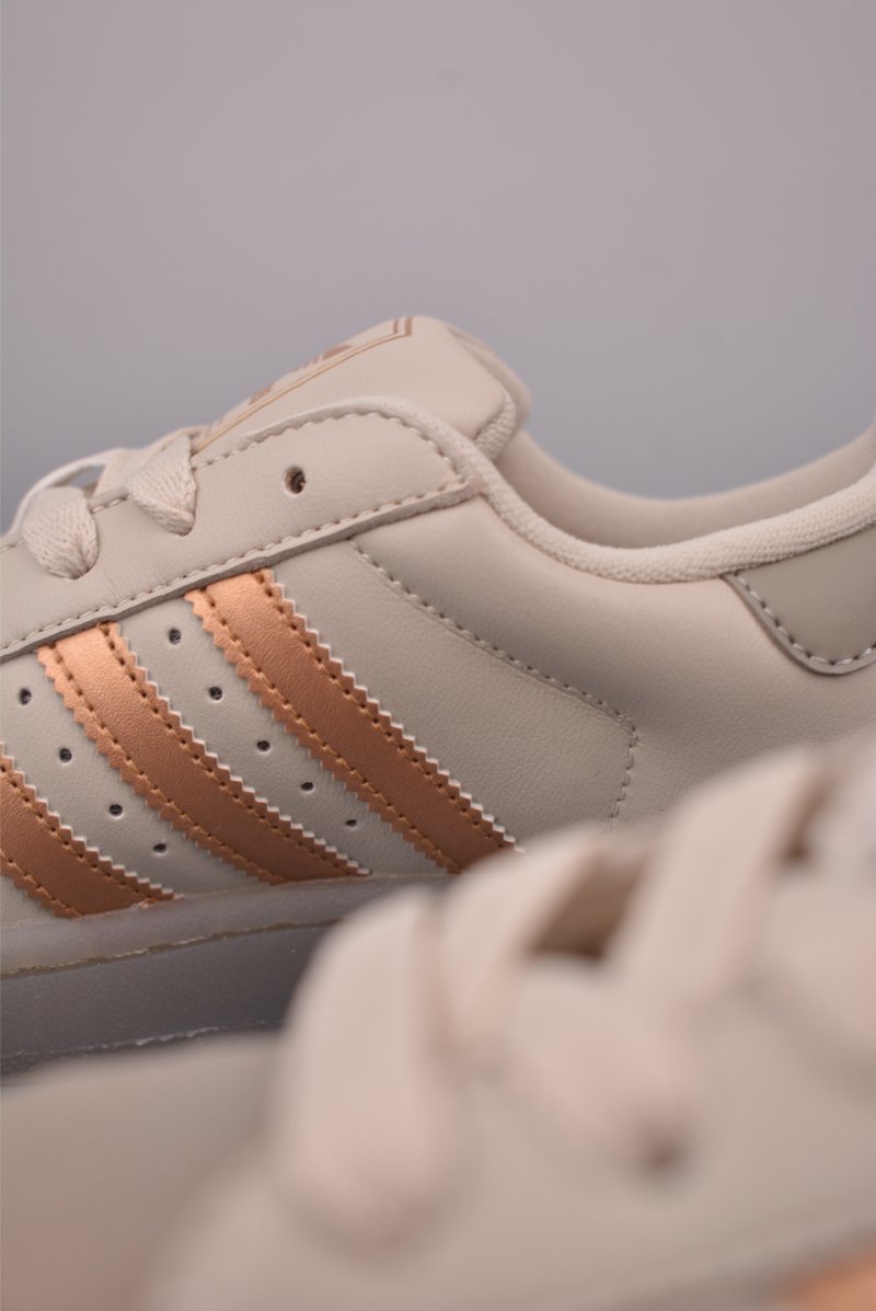 Adidas Originals Superstar 2 view