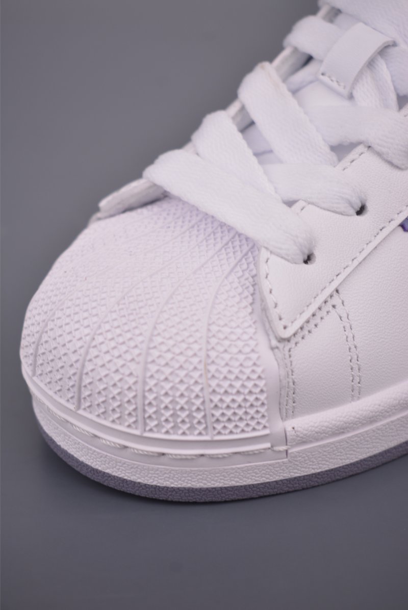 Adidas Originals Superstar 2 view