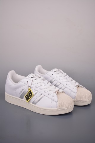 Adidas Originals Superstar 2 view 1