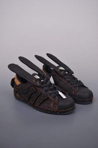 Adidas Originals Superstar 'Halloween' view 1