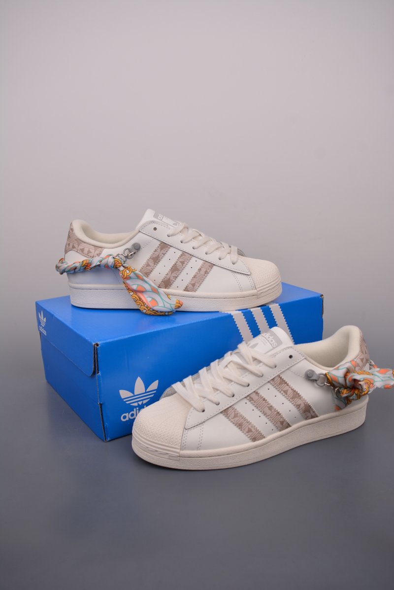 Adidas Originals Superstar 'White' view