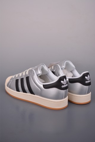 Adidas Originals Superstar 'White' view 2
