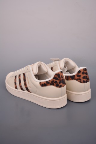 Adidas Originals Superstar 'White' view 2
