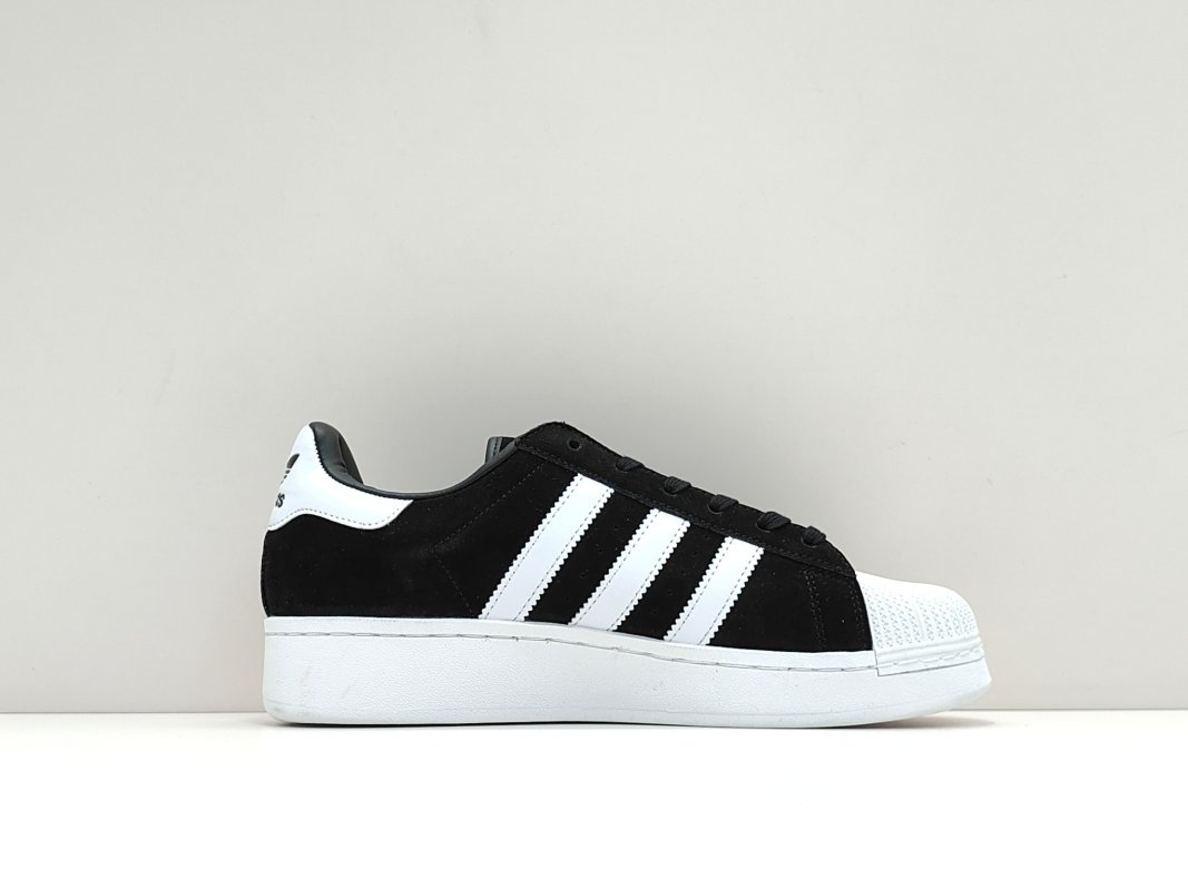 Adidas Originals Superstar view