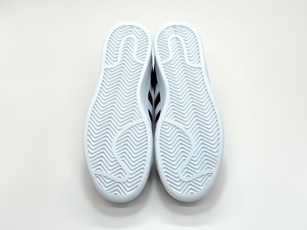Adidas Originals Superstar view