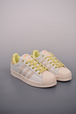 Adidas Originals Superstar 'White' view 1
