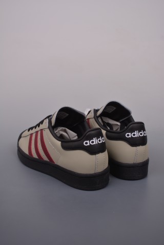 Adidas Originals Superstar view 2