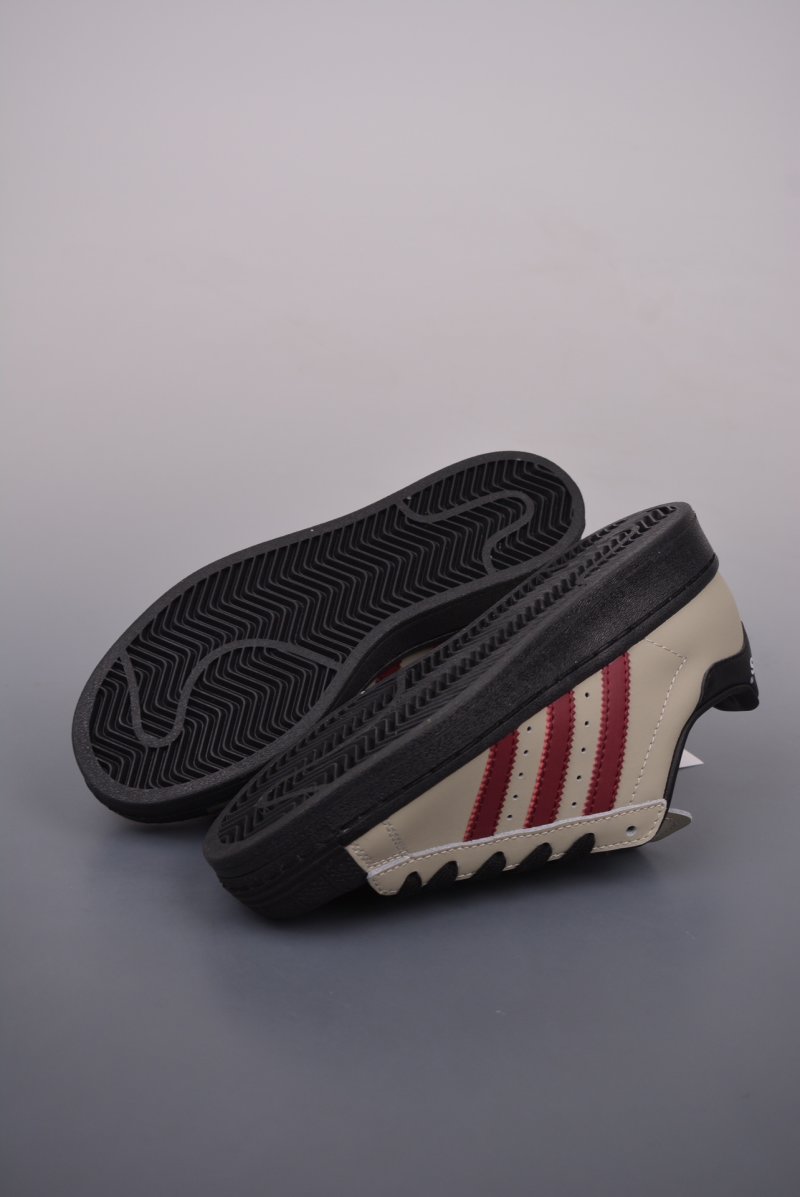 Adidas Originals Superstar view
