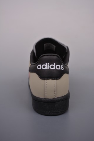 Adidas Originals Superstar view 4