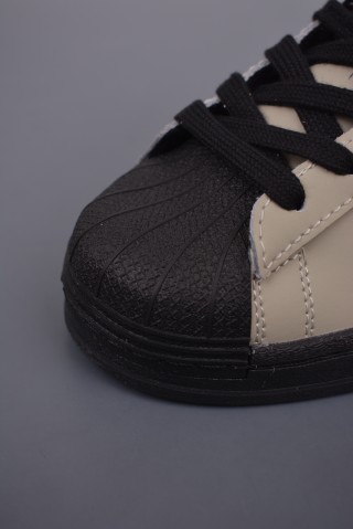 Adidas Originals Superstar view 6