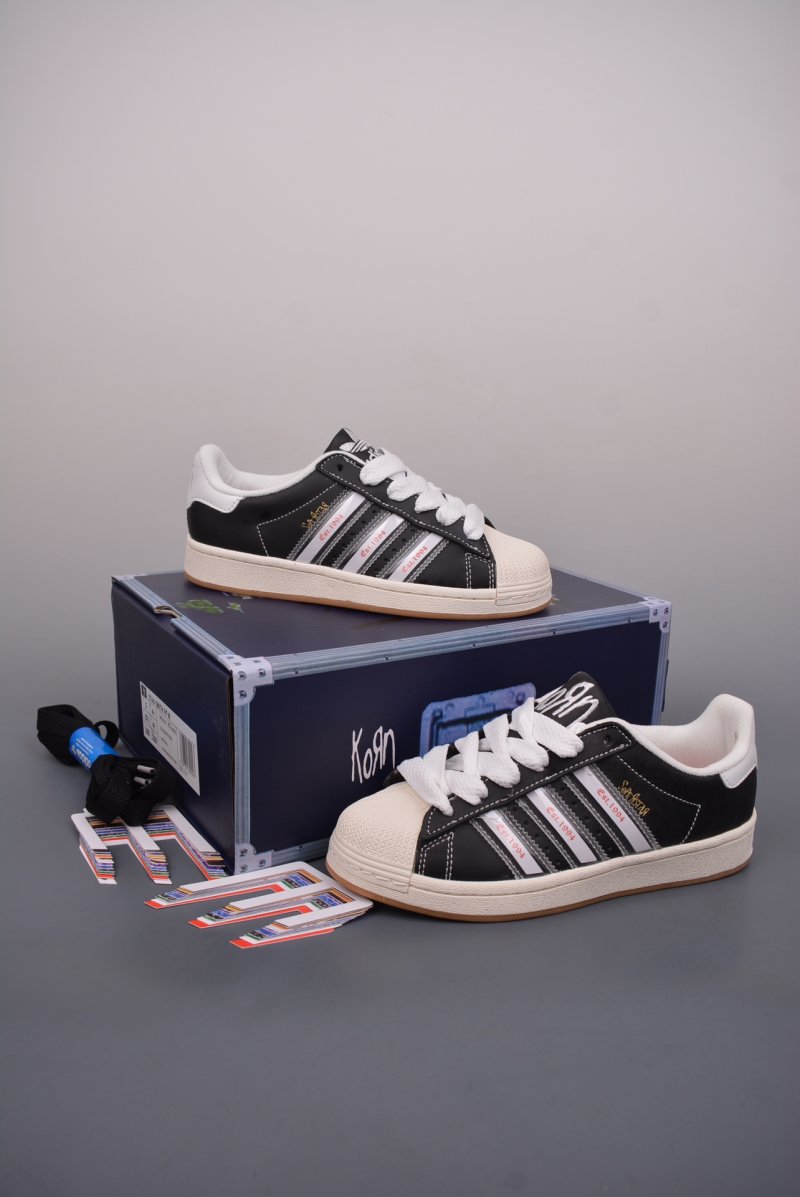 Adidas Originals Superstar 'White' view