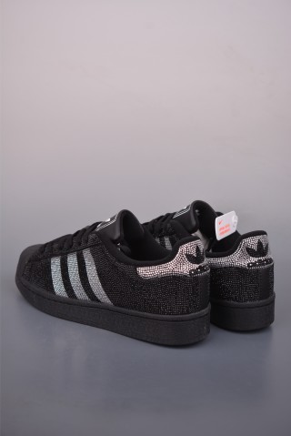 Adidas Originals Superstar 'White' view 2