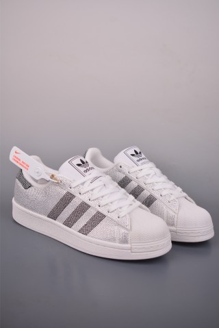 Adidas Originals Superstar 'White' view 1