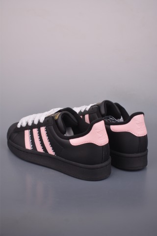 Adidas Originals Superstar 'White' view 2