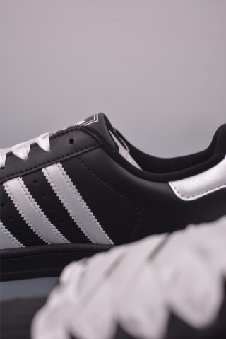 Adidas Originals Superstar 'White' view 8