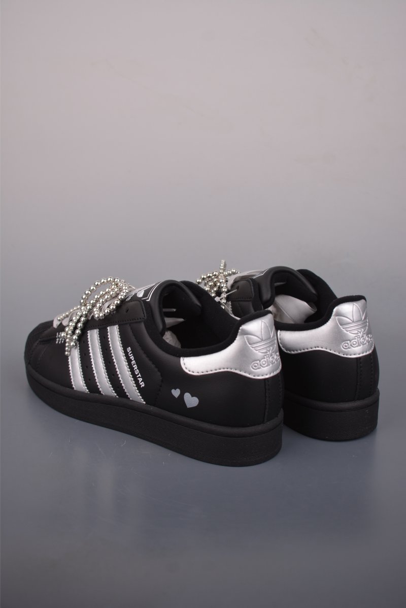 Adidas Originals Superstar 'White' view