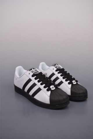 Adidas Originals Superstar 'White' view 1