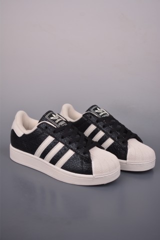 Adidas Originals Superstar 'White' view 1