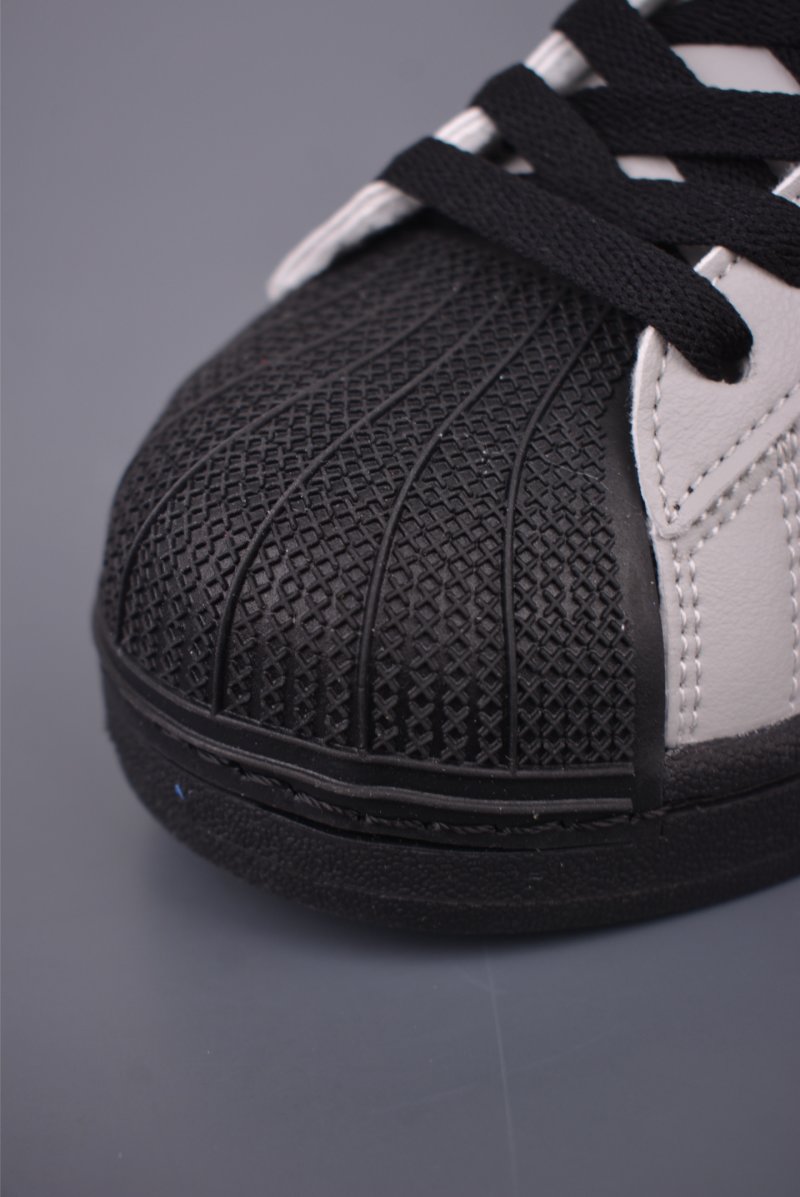 Adidas Originals Superstar 'White' view