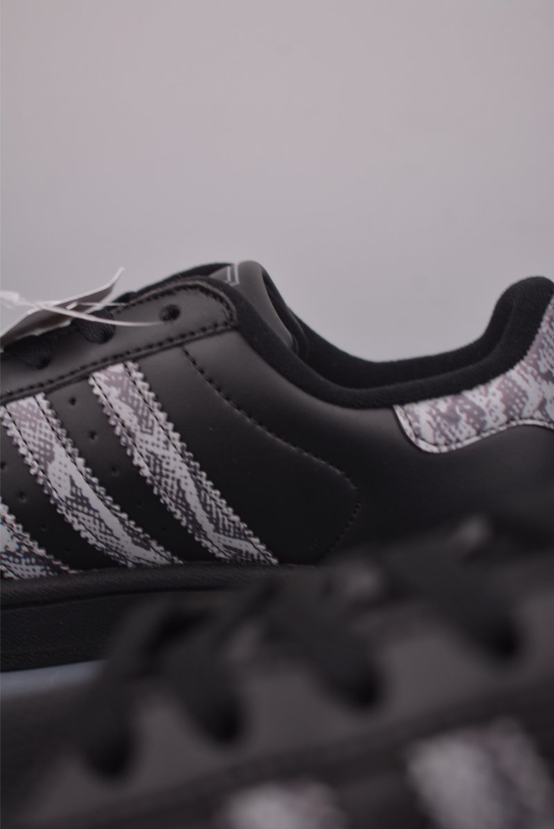 Adidas Originals Superstar 'White' view