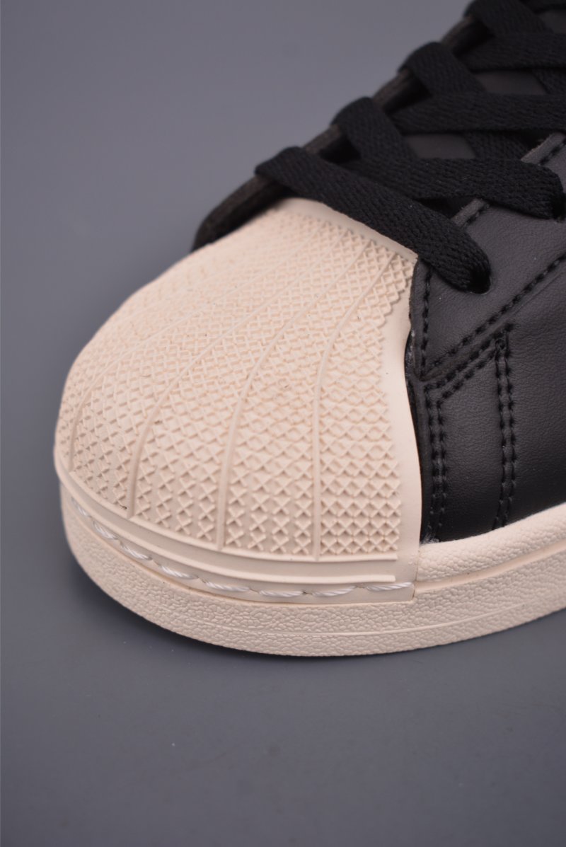 Adidas Originals Superstar 'White' view