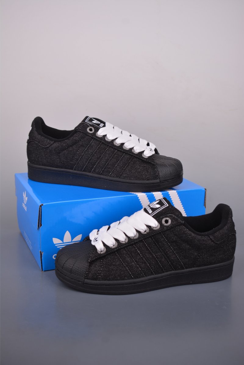 Adidas Originals Superstar 'White' view