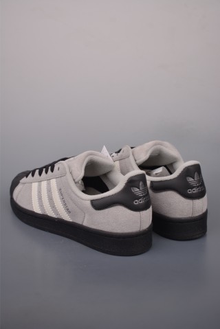 Adidas Originals Superstar 'White' view 2