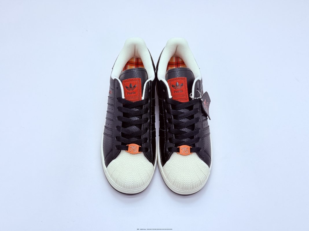 Adidas Originals Superstar view