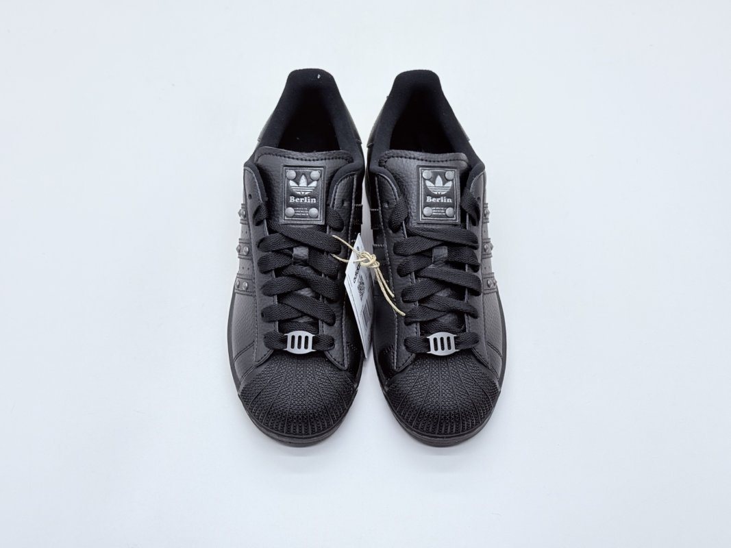 Adidas Originals Superstar 'Black' view