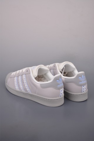 Adidas Originals Superstar 'White' view 2