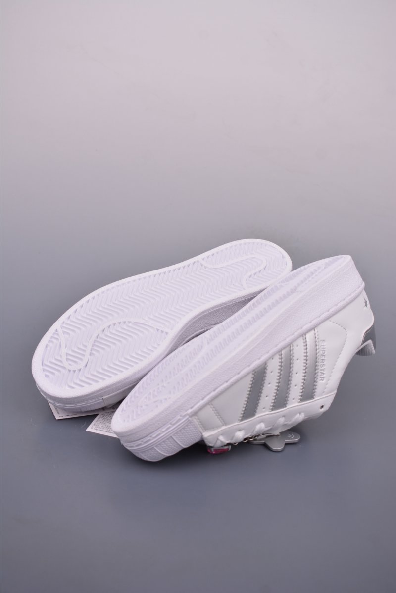 Adidas Originals Superstar 'White' view