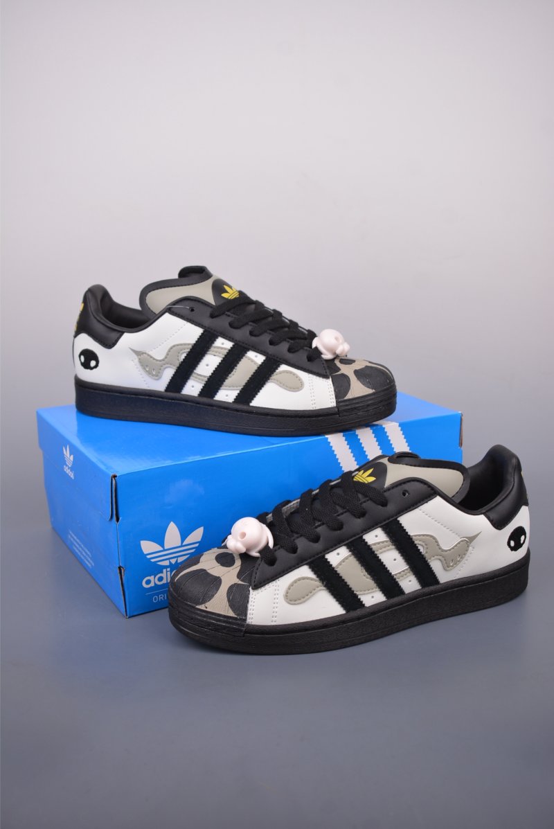 Adidas Originals Superstar 'White' view