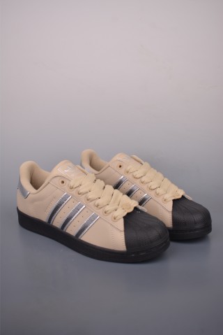 Adidas Originals Superstar 'White' view 1
