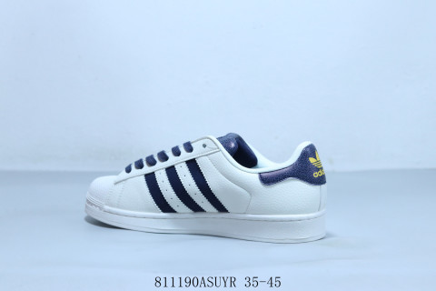 Adidas Originals Superstar view 2