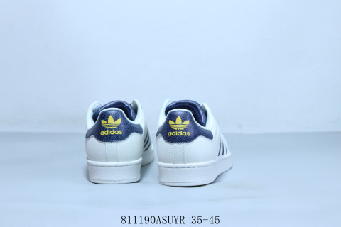 Adidas Originals Superstar view 3