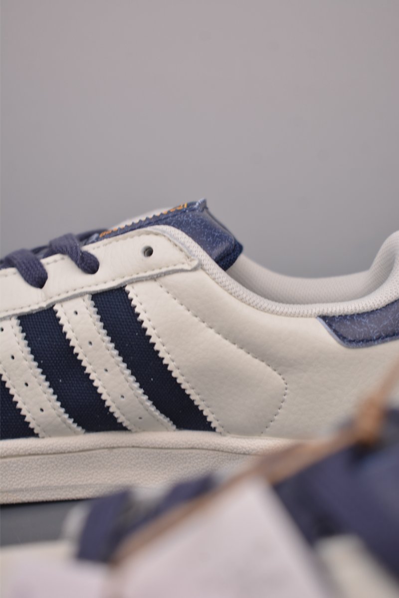 Adidas Originals Superstar 'White' view