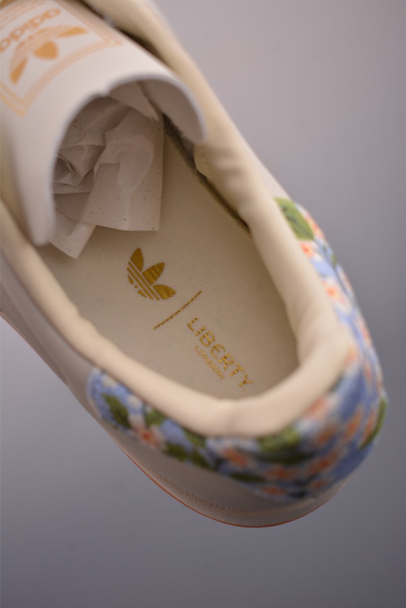 Adidas Originals Superstar 'White' view