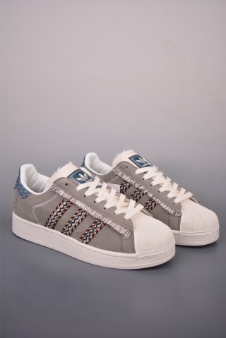 Adidas Originals Superstar 'White' view 1